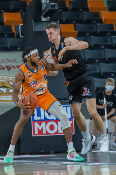 优势的重任 优势的重任